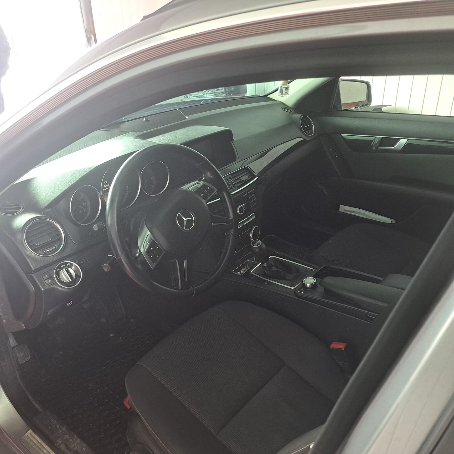 Mercedes-Benz C-Class 3