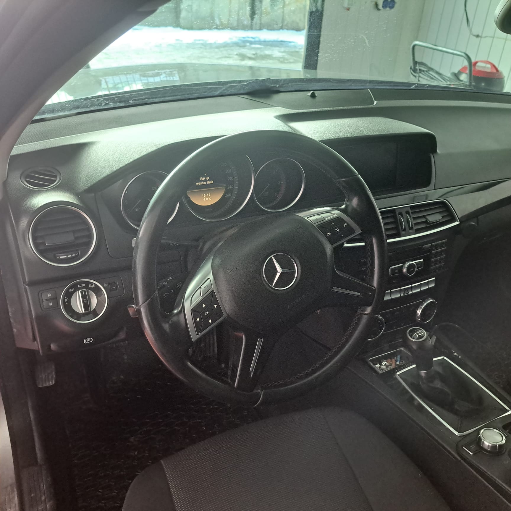 Mercedes-Benz C-Class 4
