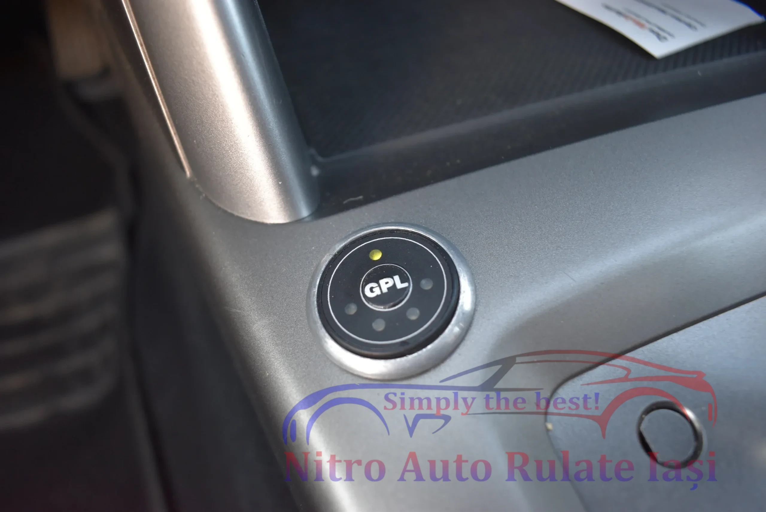 Subaru Forester 2.0X 4x4 Automat 13