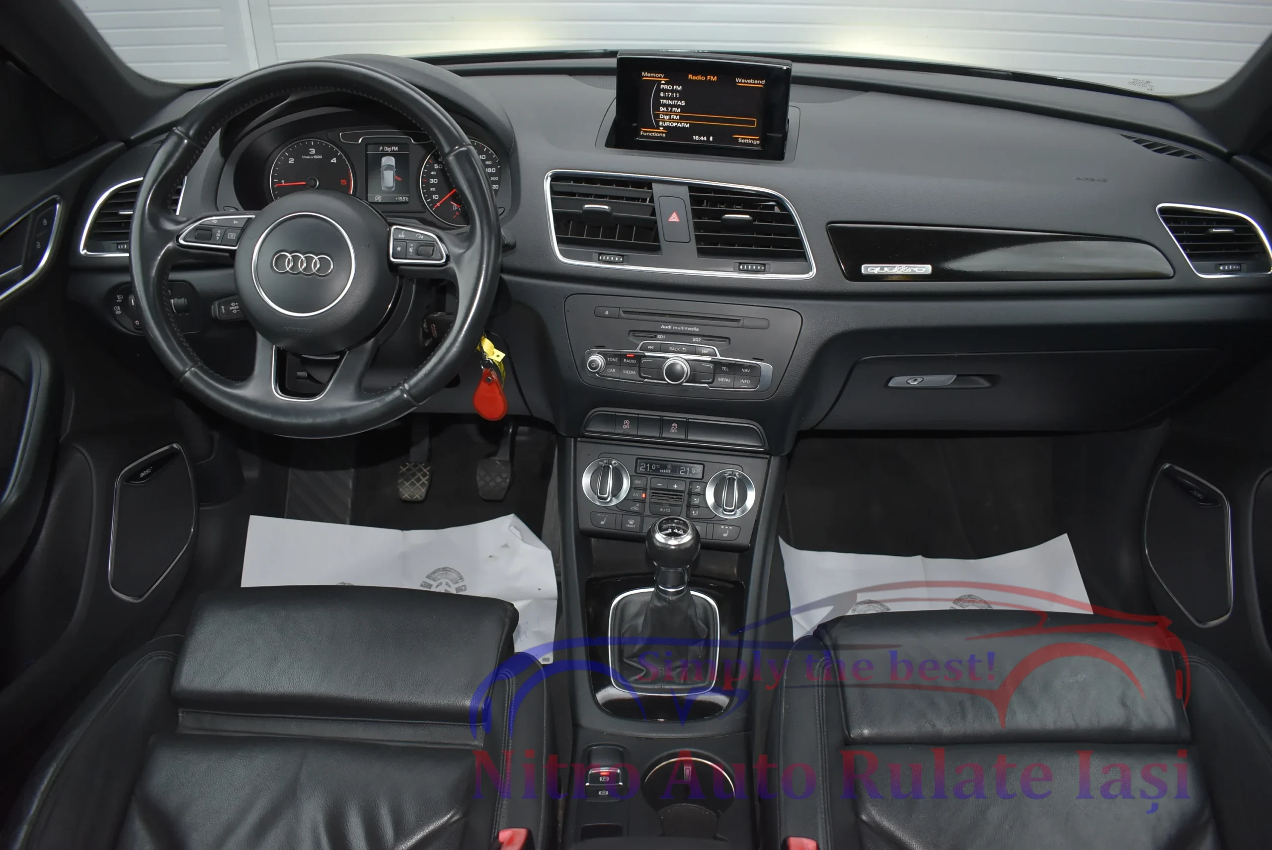 Audi Q3 12