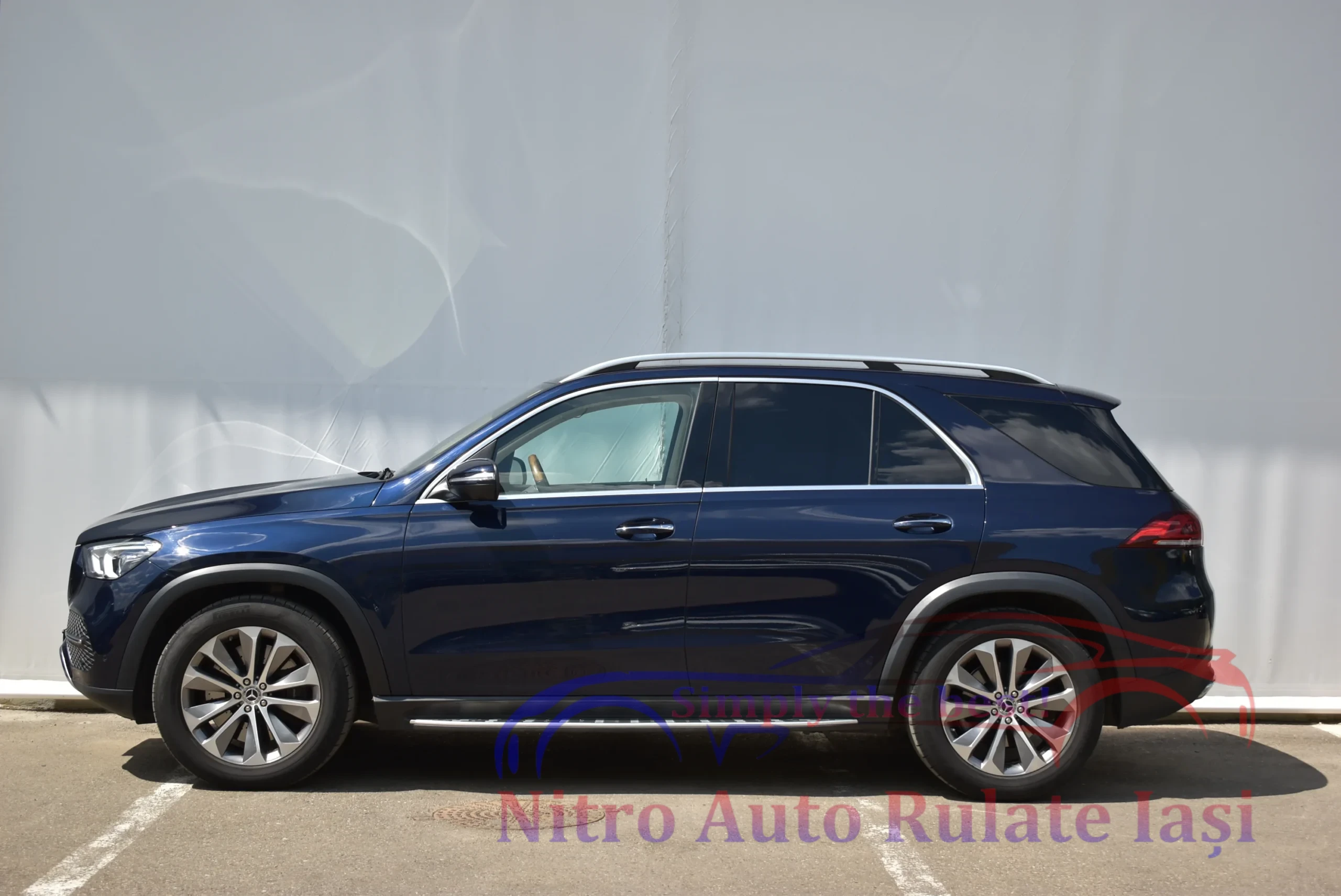 Mercedes-Benz GLE 3.0 Benzină Mild-Hybrid AMG Line 3