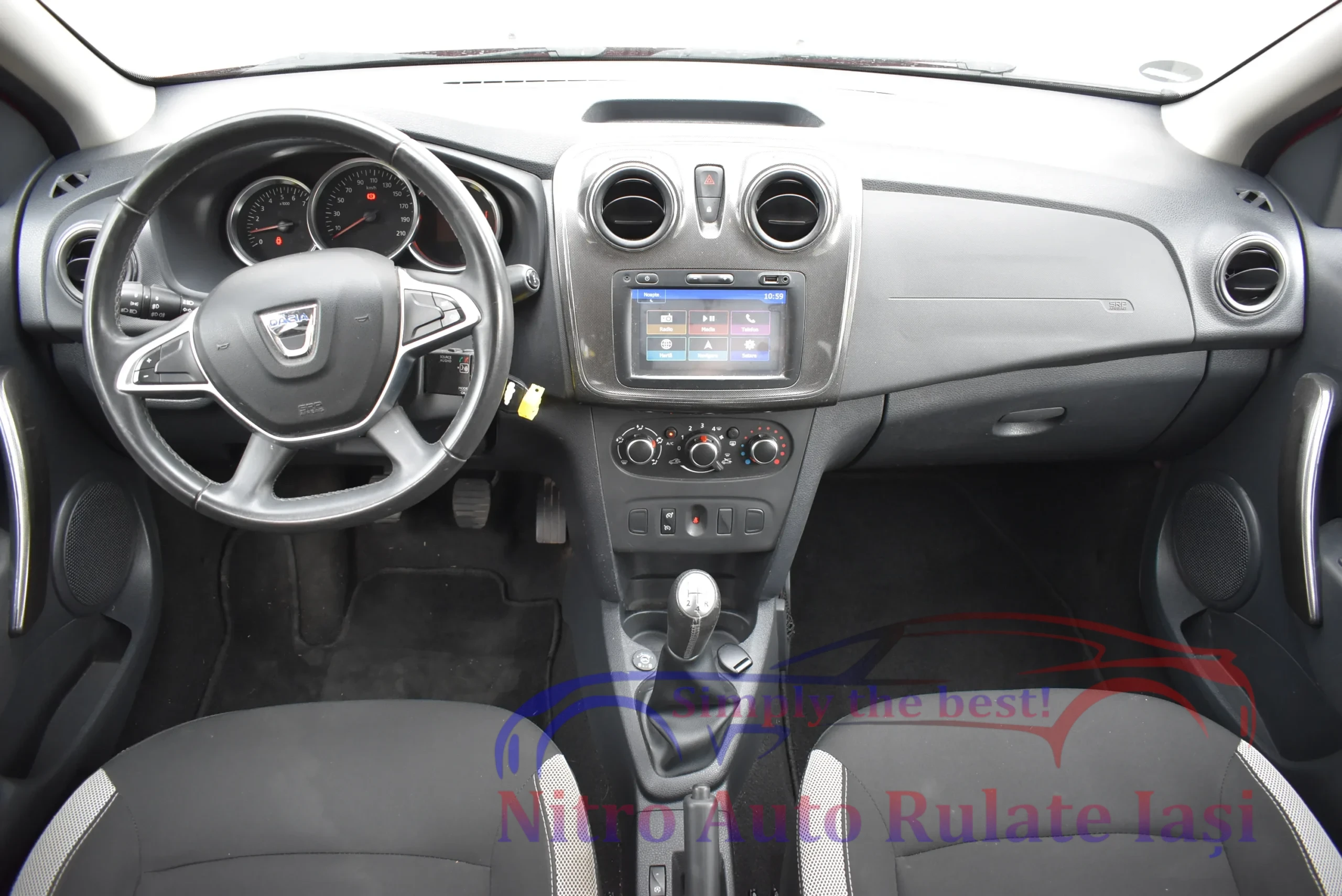 Dacia Sandero Stepway 1.0 Benzină 9
