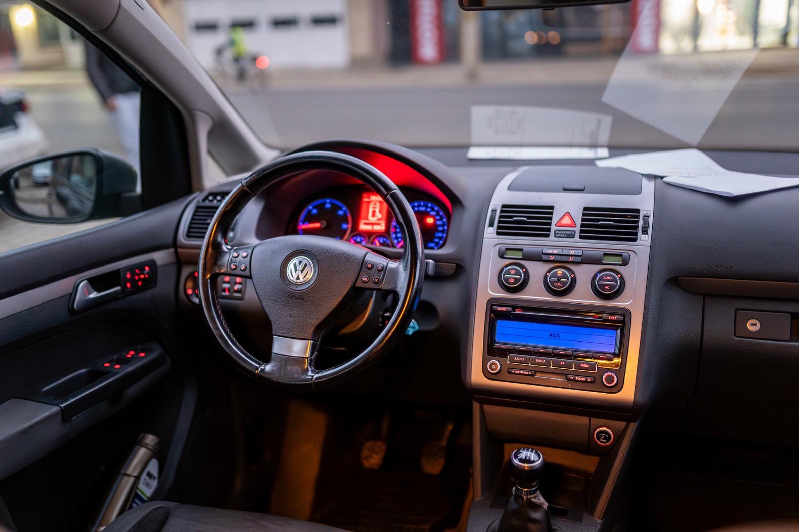 Volkswagen Touran 10