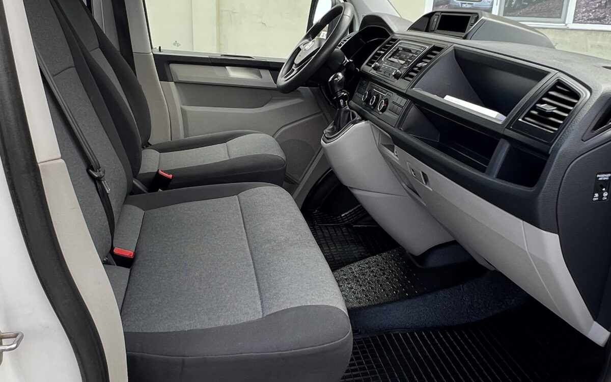 Volkswagen Transporter T6 Doka 9