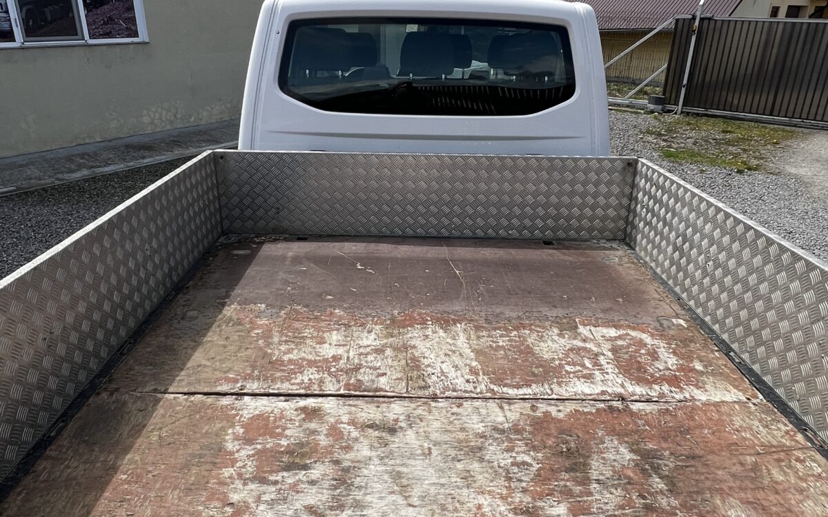Volkswagen Transporter T6 Doka 13