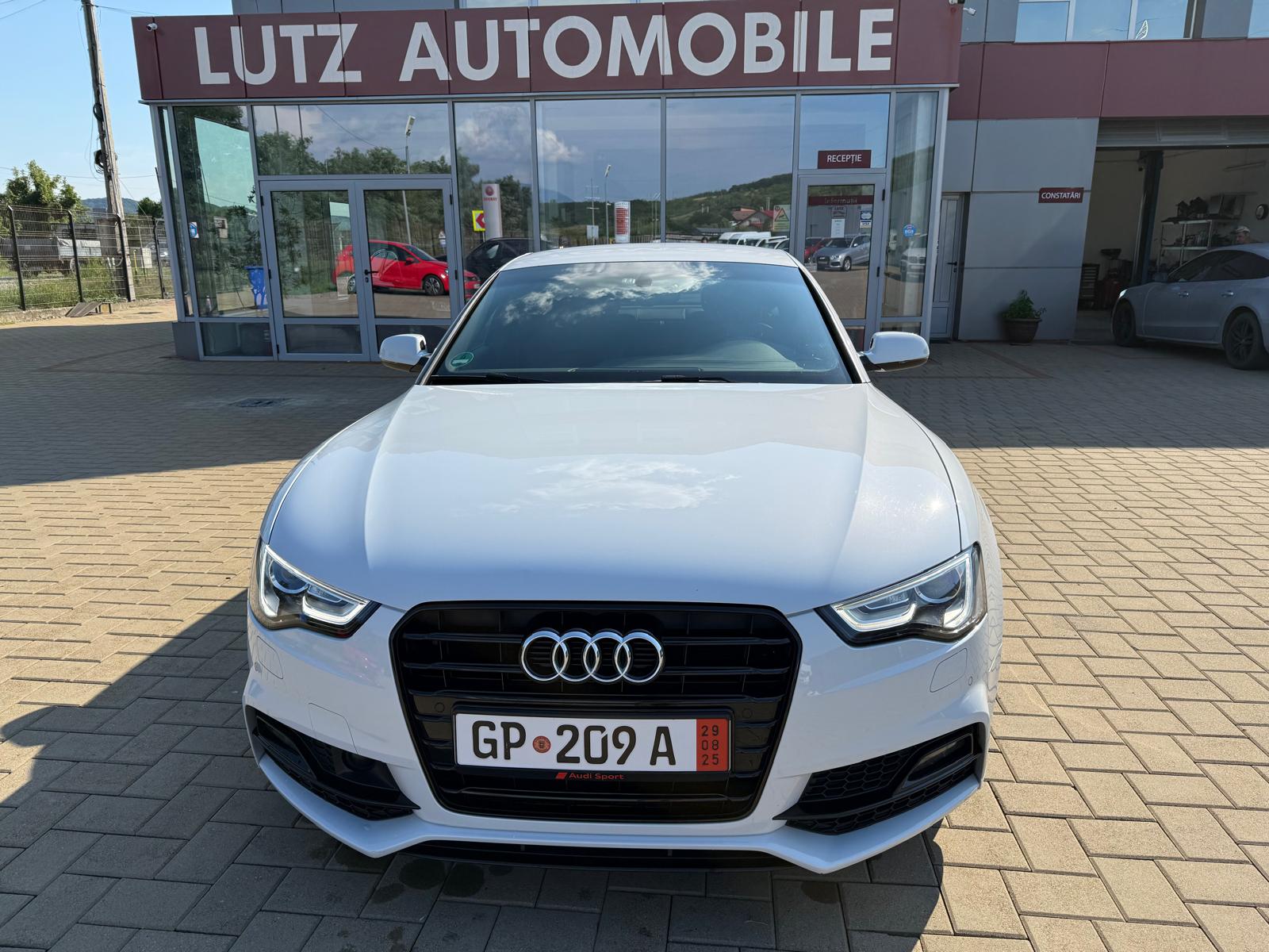 Audi A5 4