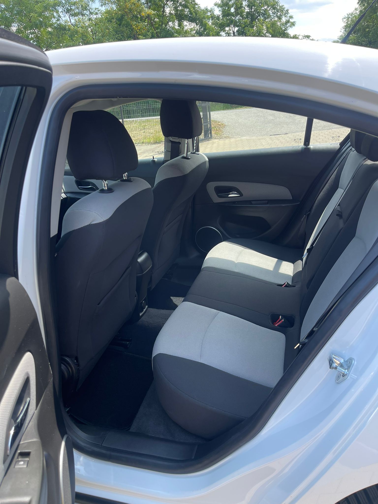 Chevrolet Cruze 13