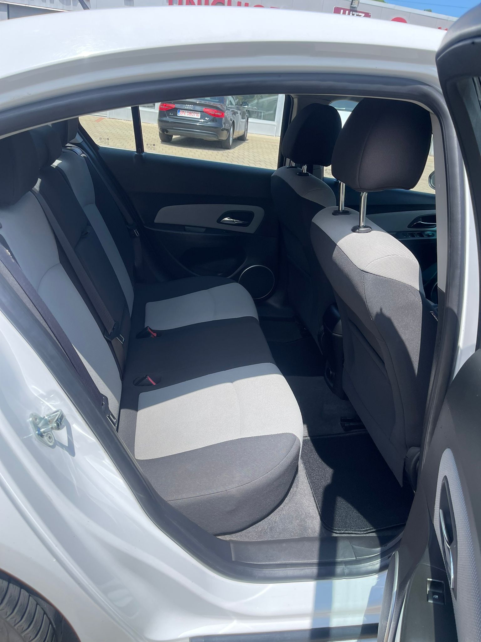 Chevrolet Cruze 14