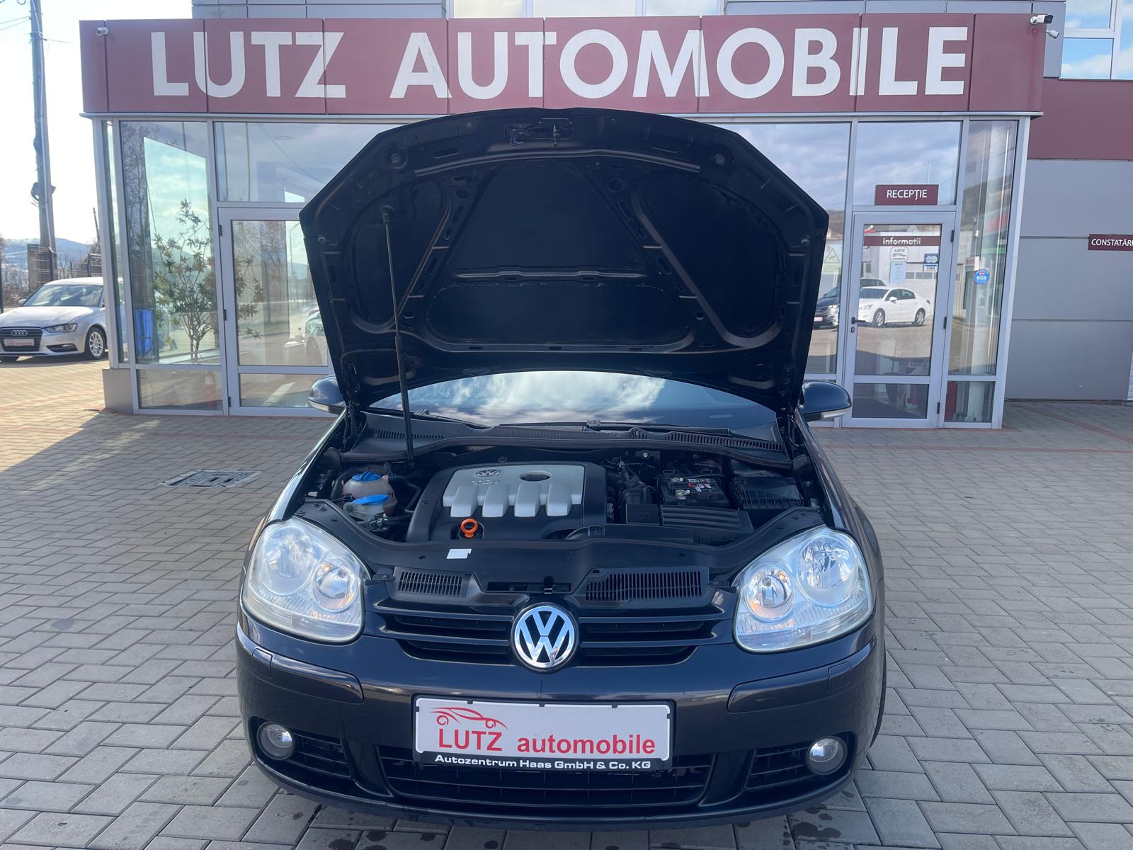 Volkswagen Golf 9