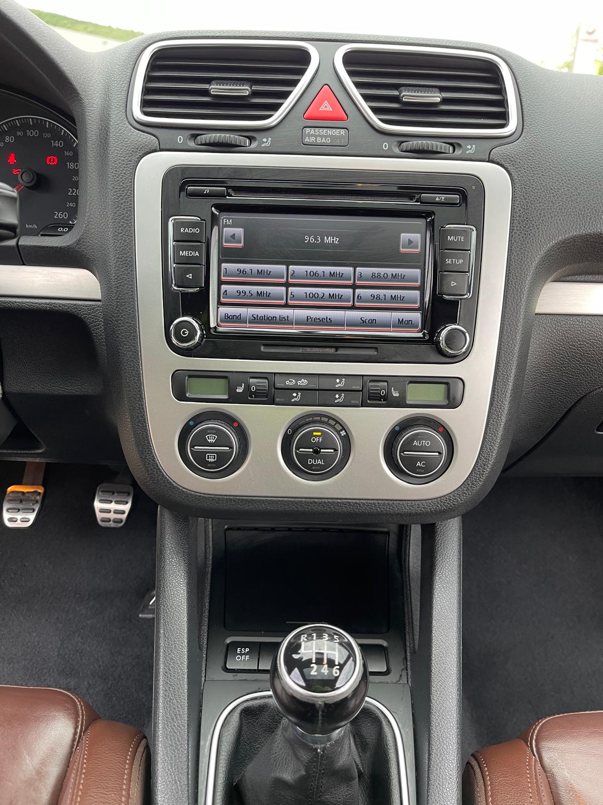 Volkswagen Eos 2