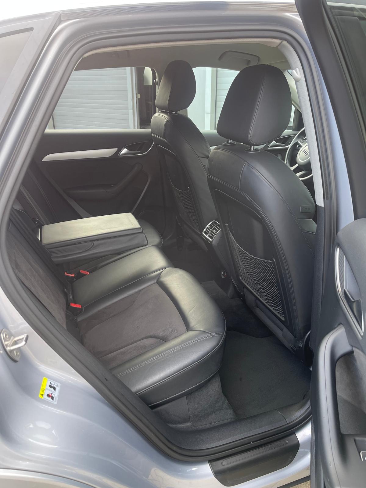 Audi Q3 4