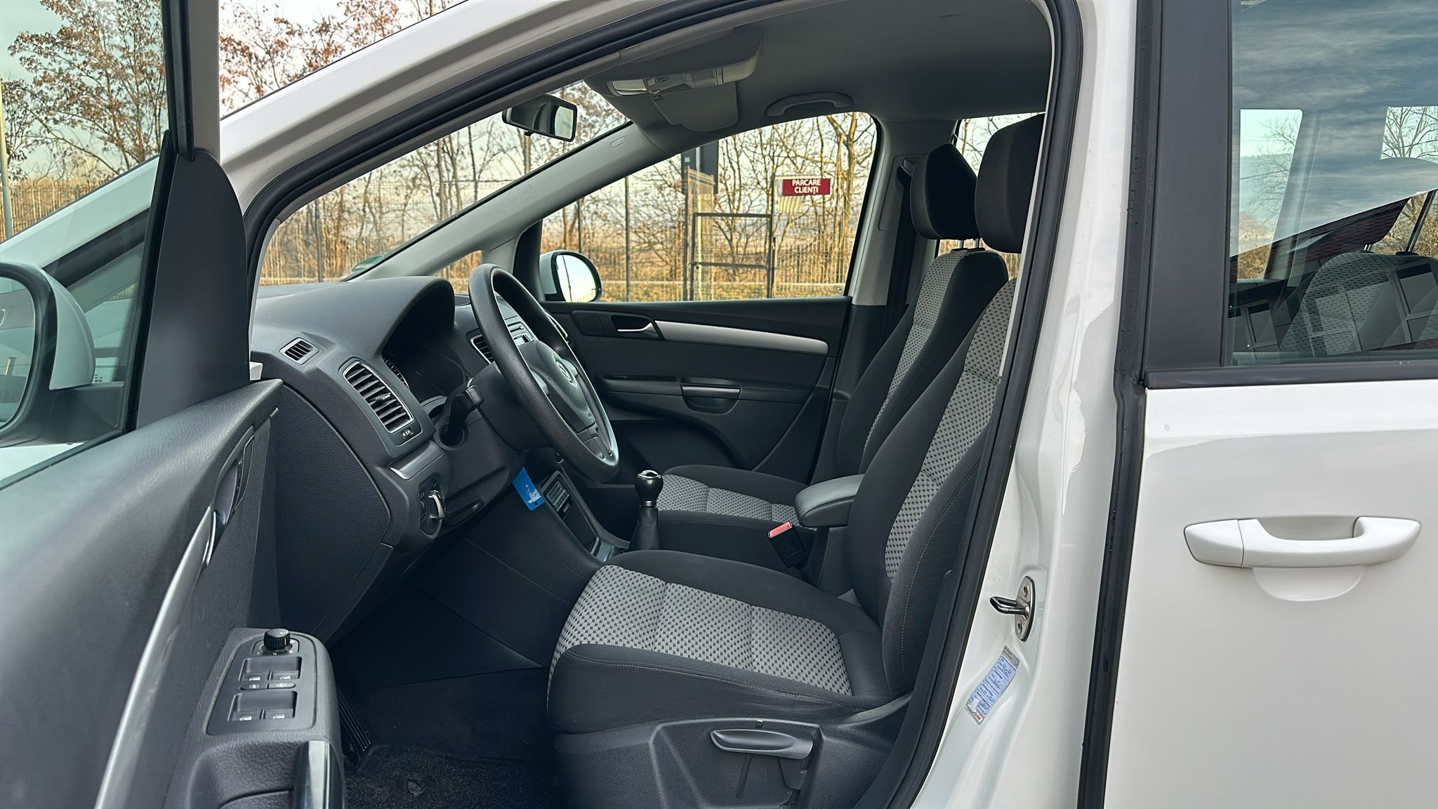 Volkswagen Sharan 2.0 Trendline 13