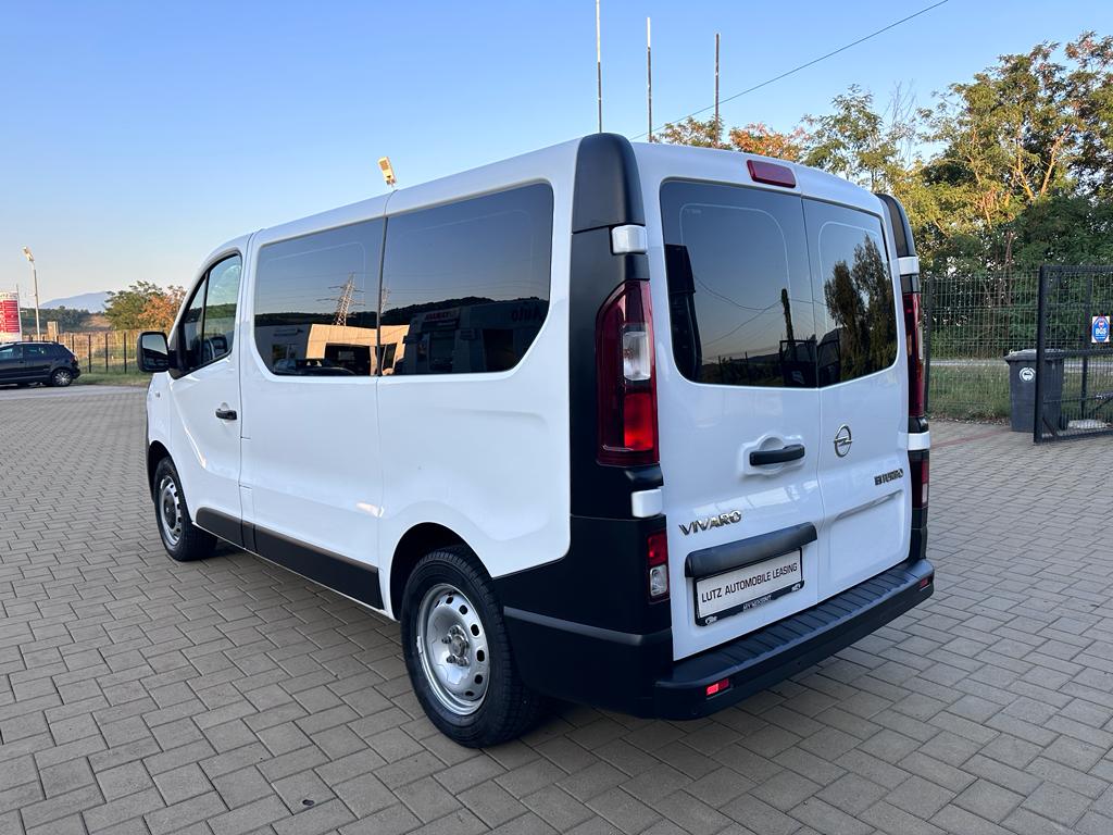 Opel Vivaro 8+1 2