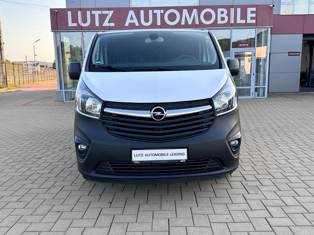 Opel Vivaro 8+1 4