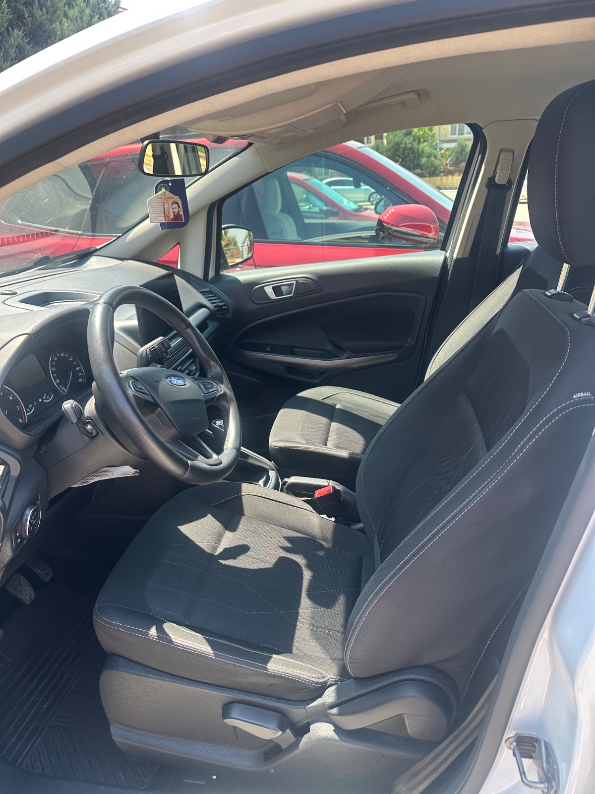 Ford EcoSport Trend 5