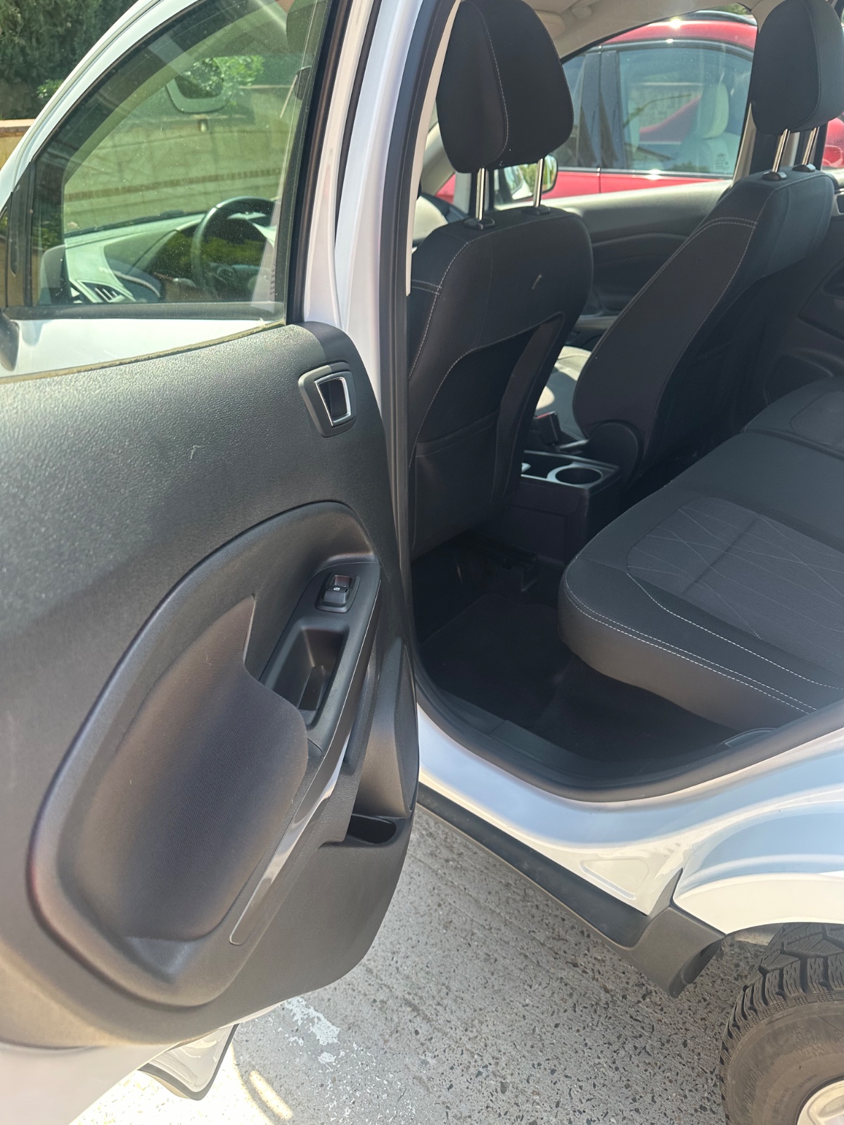 Ford EcoSport Trend 3
