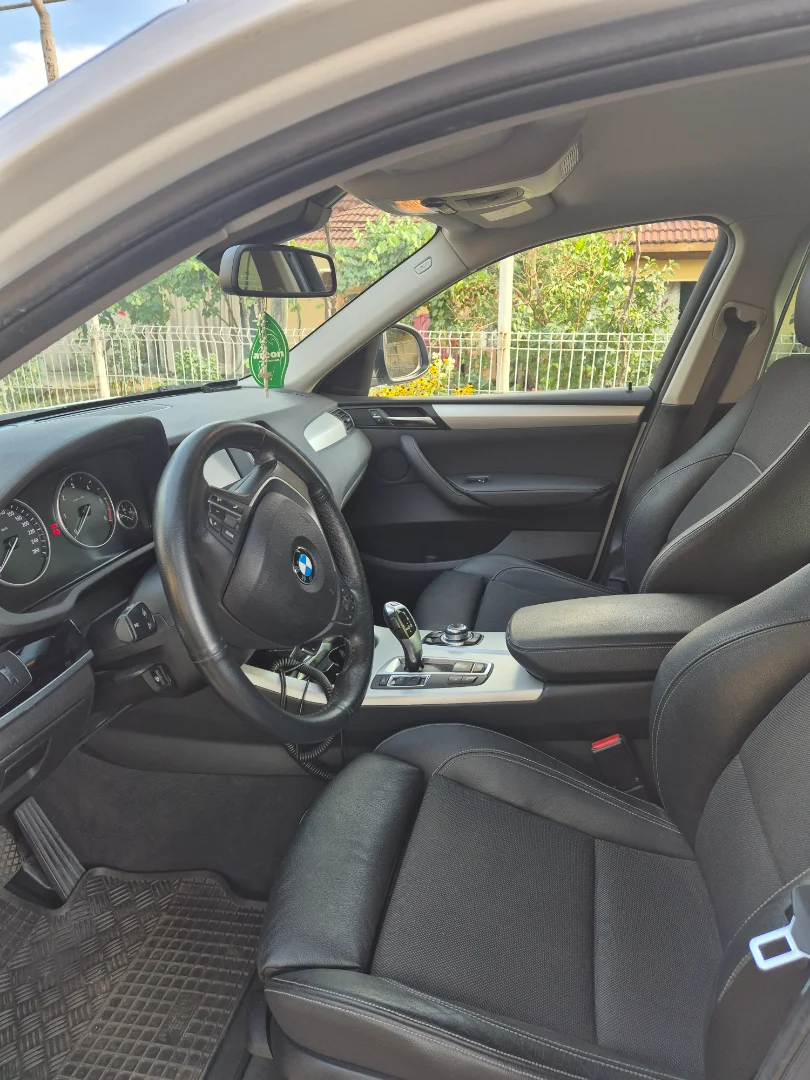 BMW X4 Autuomata.camera,padele volan incalzit,diesel,scaune incalzite,clima 3 zone 9