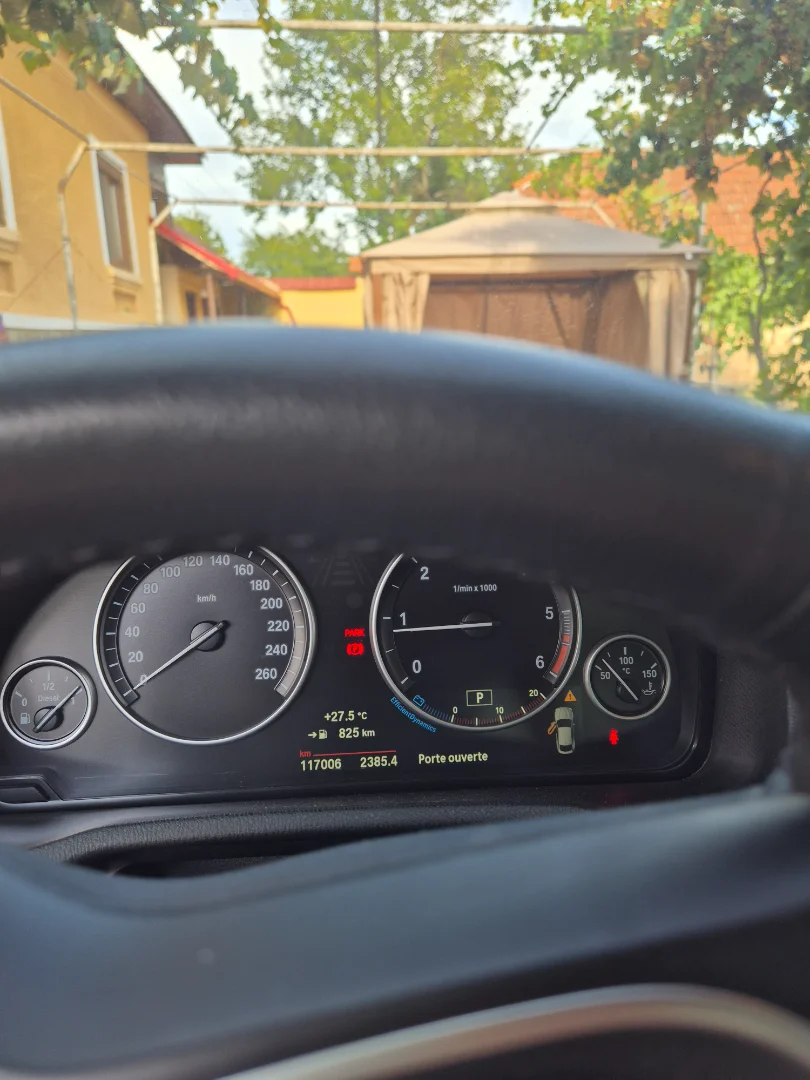 BMW X4 Autuomata.camera,padele volan incalzit,diesel,scaune incalzite,clima 3 zone 8