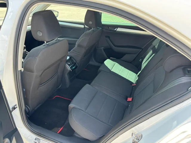SKODA SUPERB AMBITION 6