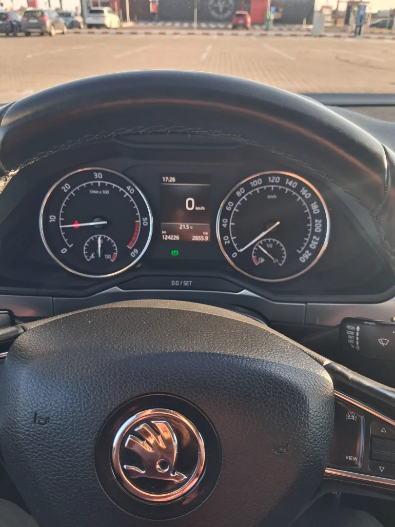 Skoda Superb 2.0 TDI 6