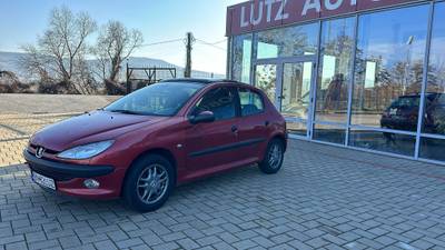 Peugeot 206 2001 - 1.599 EUR