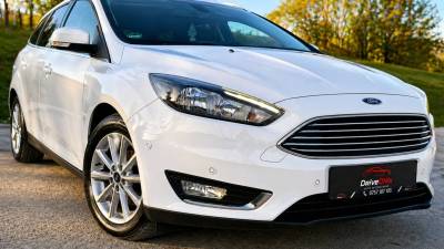 Ford Focus 2015 - 6.400 EUR